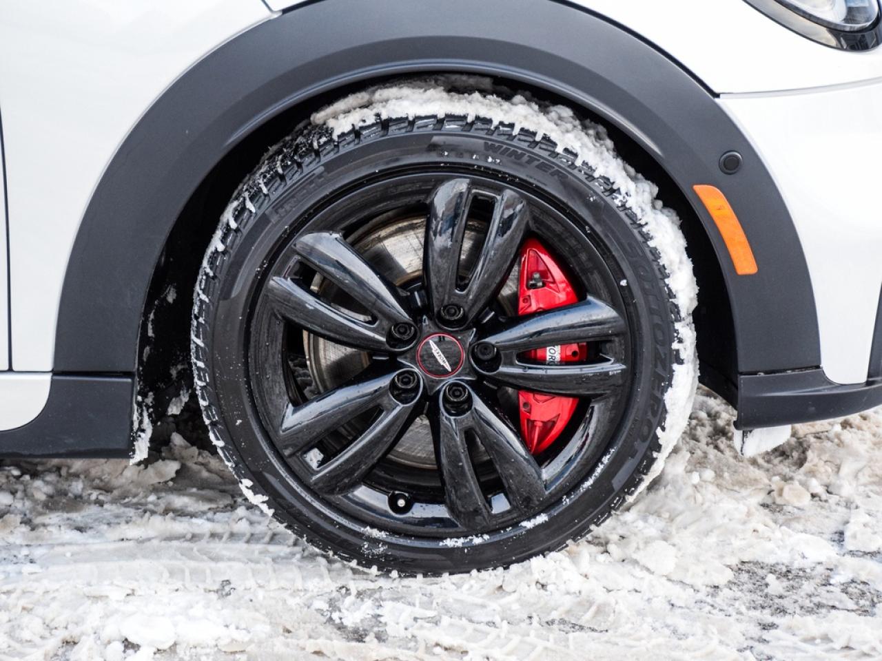 2023 MINI 3 Door  Photo