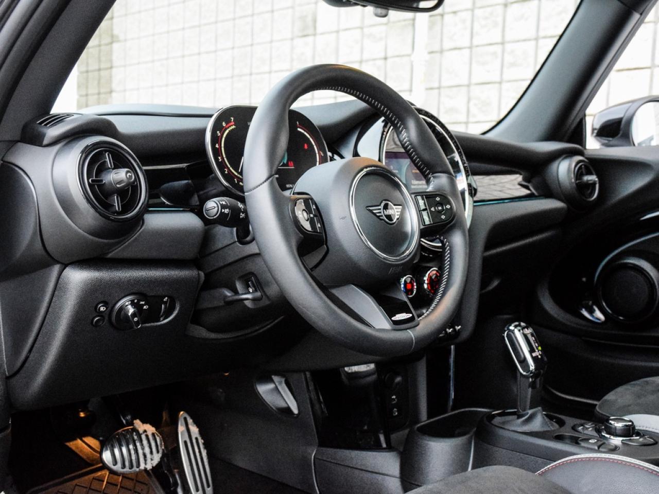 2023 MINI 3 Door  Photo