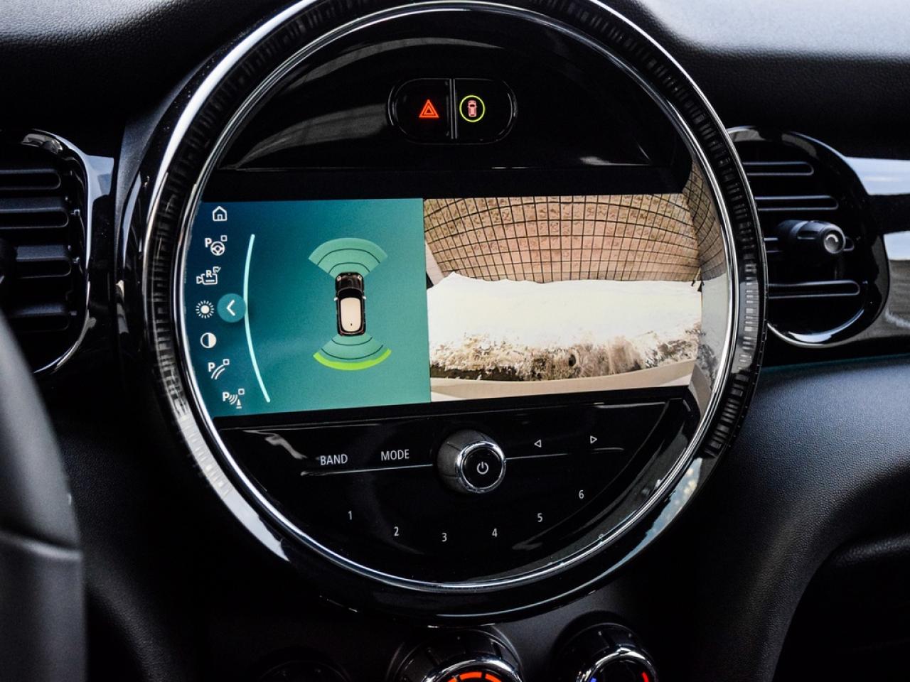 2023 MINI 3 Door  Photo