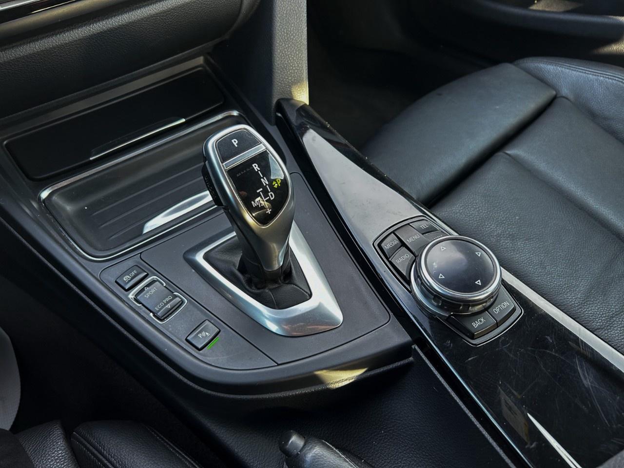 2014 BMW 4 Series Low mileage / Sport package / Upgraded headlights Photo