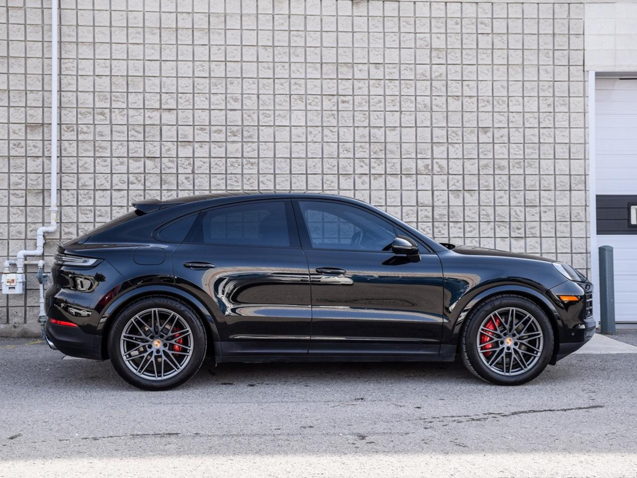 2025 Porsche Cayenne Coupe S 4dr All-Wheel Drive Photo