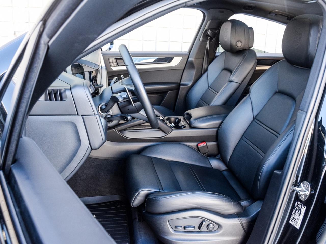 2025 Porsche Cayenne Coupe S 4dr All-Wheel Drive Photo