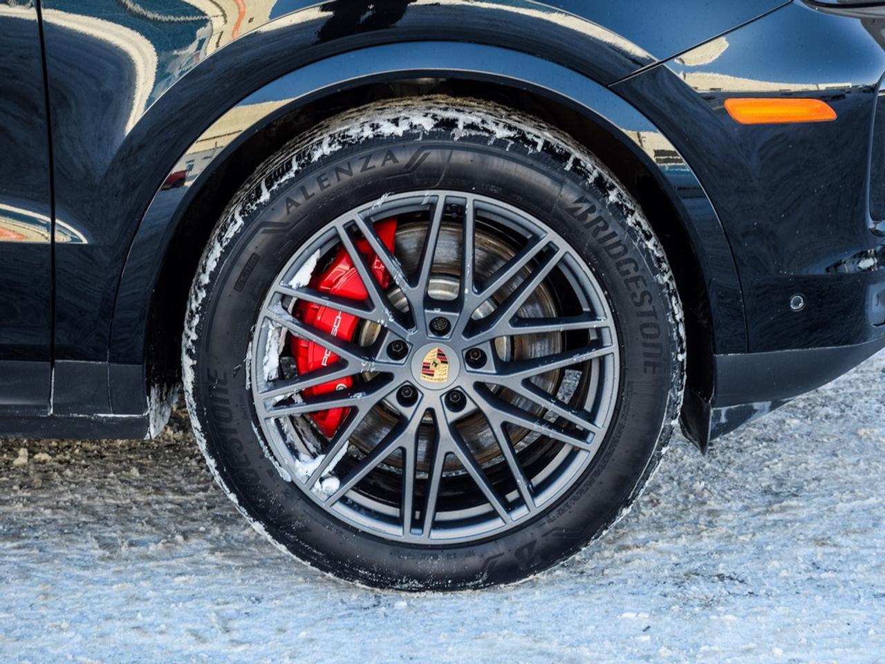 2025 Porsche Cayenne Coupe S 4dr All-Wheel Drive Photo