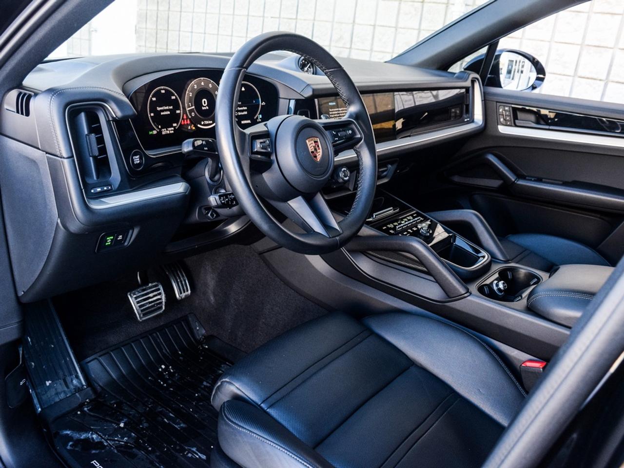 2025 Porsche Cayenne Coupe S 4dr All-Wheel Drive Photo