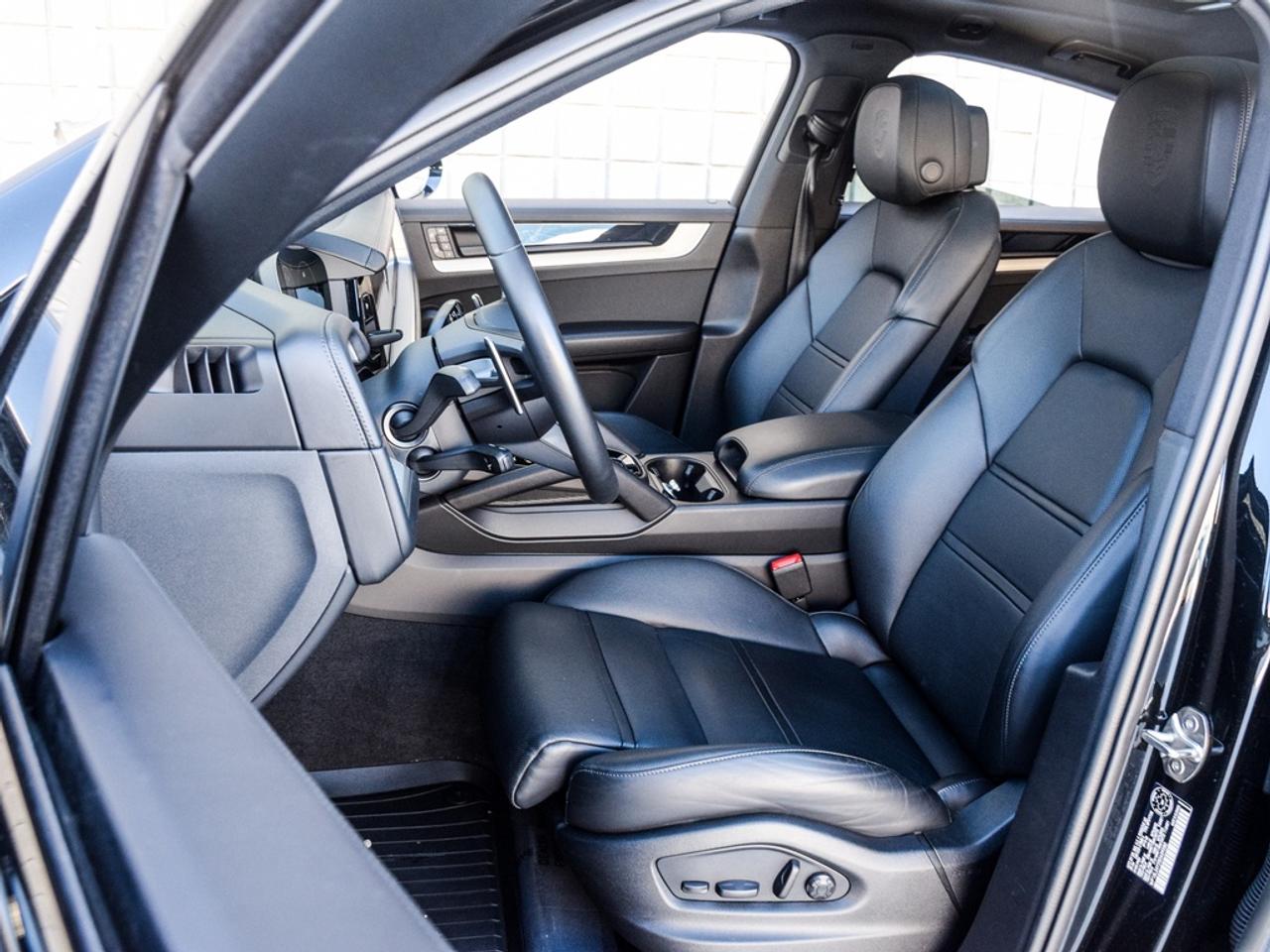 2025 Porsche Cayenne Coupe S 4dr All-Wheel Drive Photo