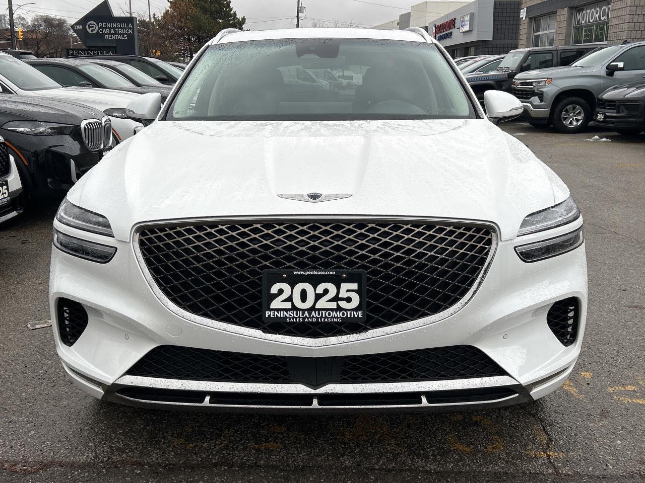 2025 Genesis GV70 2.5T ADVANCED, NEW TIRES, SNOW TIRES, PANO, NAVI Photo