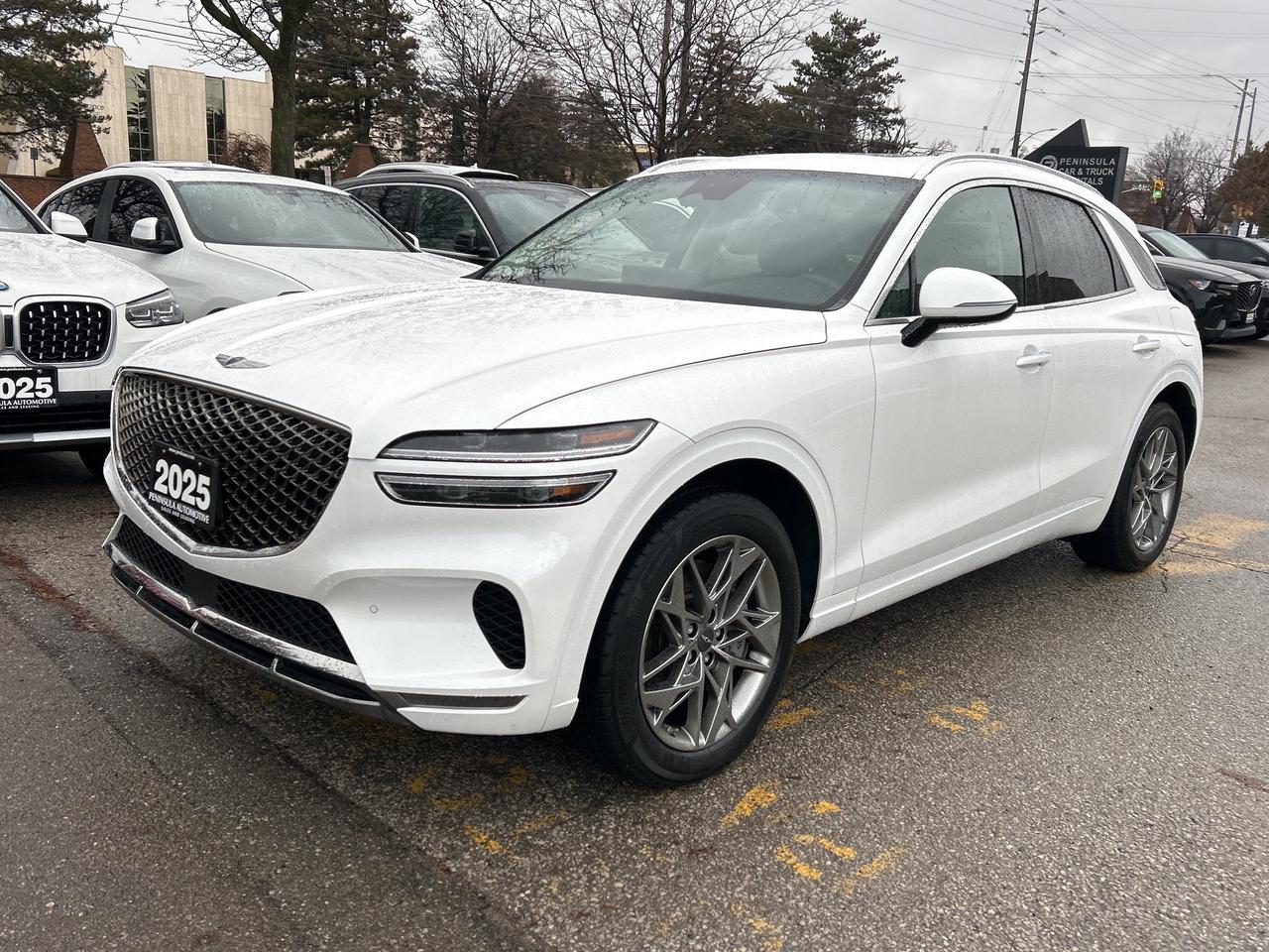 2025 Genesis GV70 2.5T ADVANCED, NEW TIRES, SNOW TIRES, PANO, NAVI Photo