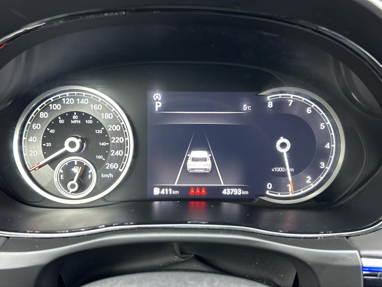 2025 Genesis GV70 2.5T ADVANCED, NEW TIRES, SNOW TIRES, PANO, NAVI Photo