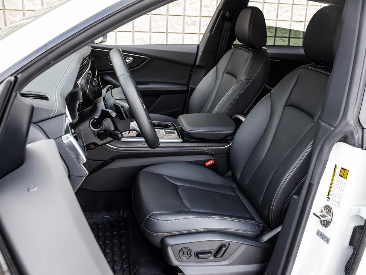 2025 Audi Q8 55 Progressiv 4dr All-Wheel Drive quattro Sport Utility Photo