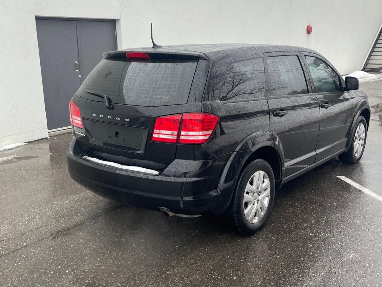 2016 Dodge Journey FWD 4dr Canada Value Pkg Push start/Air conditioni Photo2