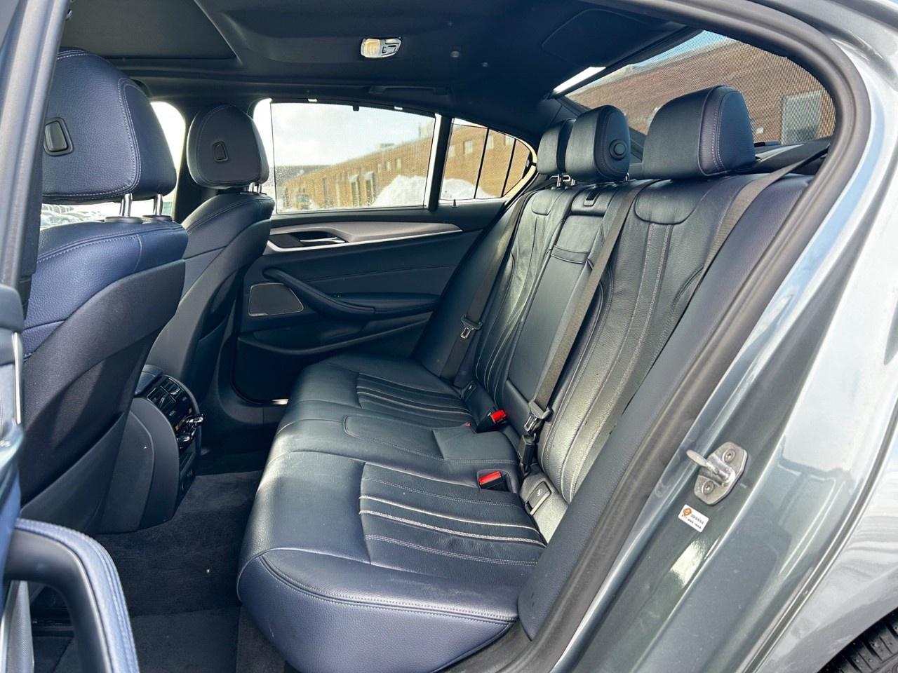 2018 BMW 5 Series Self driving / Adaptive cruise / Blind spot / Harmon Kardon / Soft close doors Photo