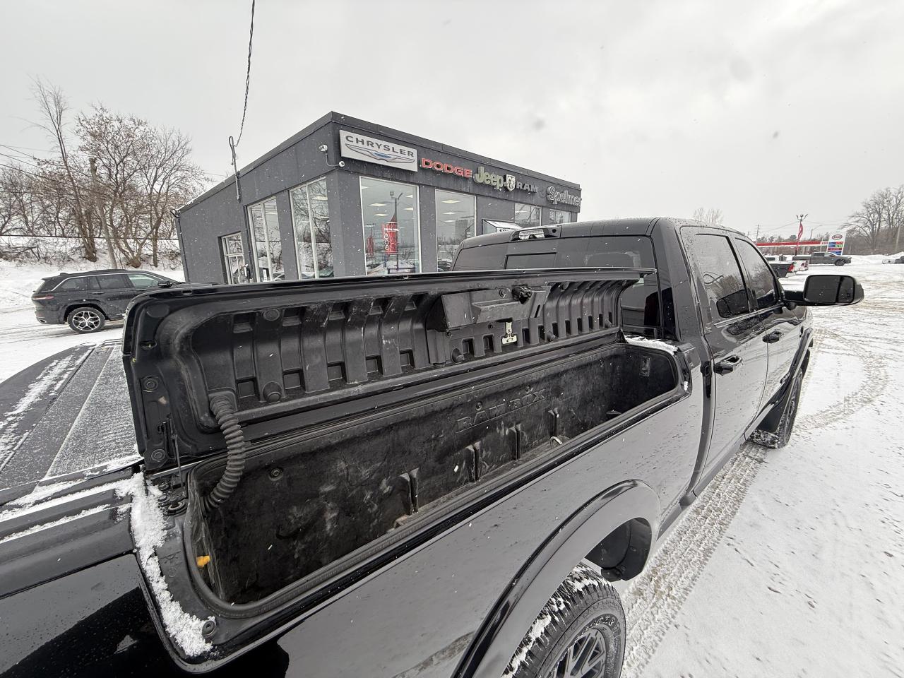 2022 RAM 2500 LIMITED 4x4 Crew- RAMBOX - New Tires - CUMMINS Photo