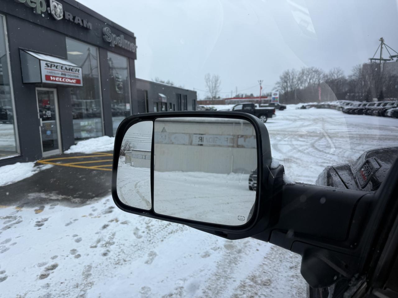 2022 RAM 2500 LIMITED 4x4 Crew- RAMBOX - New Tires - CUMMINS Photo