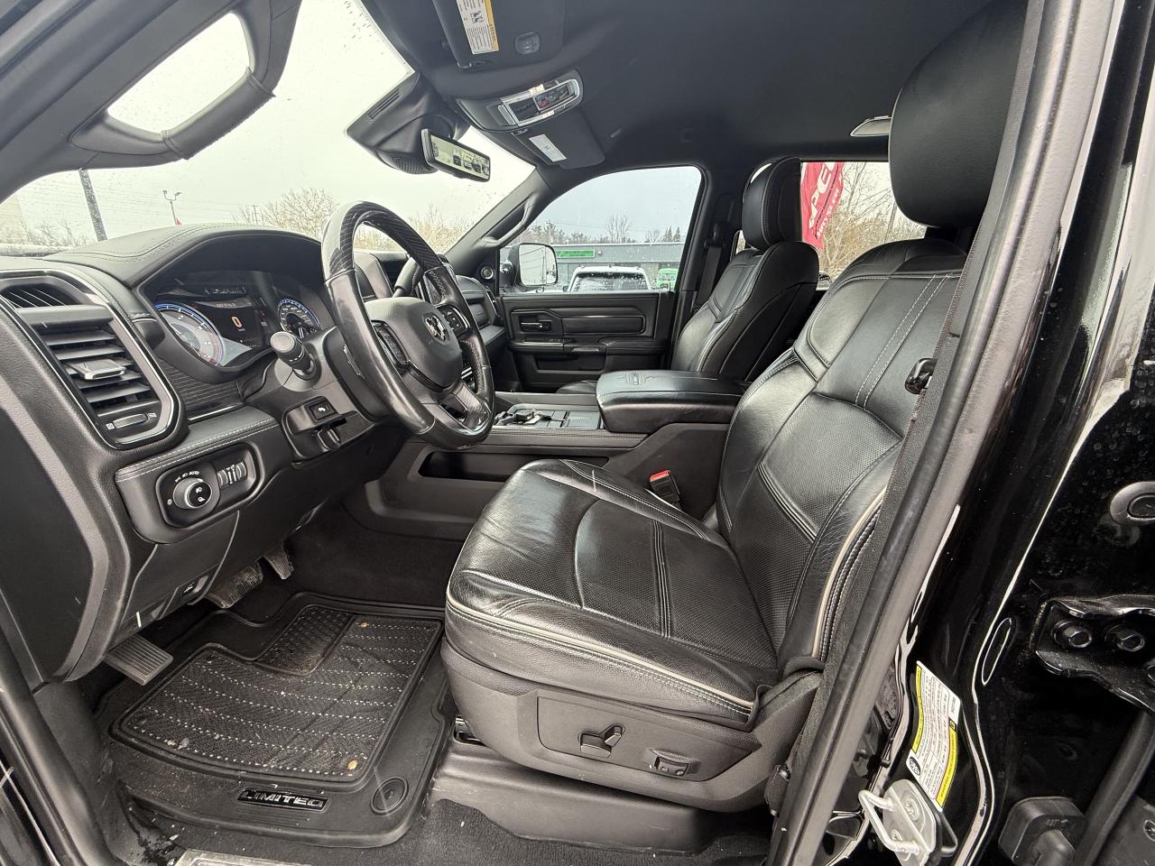 2022 RAM 2500 LIMITED 4x4 Crew- RAMBOX - New Tires - CUMMINS Photo