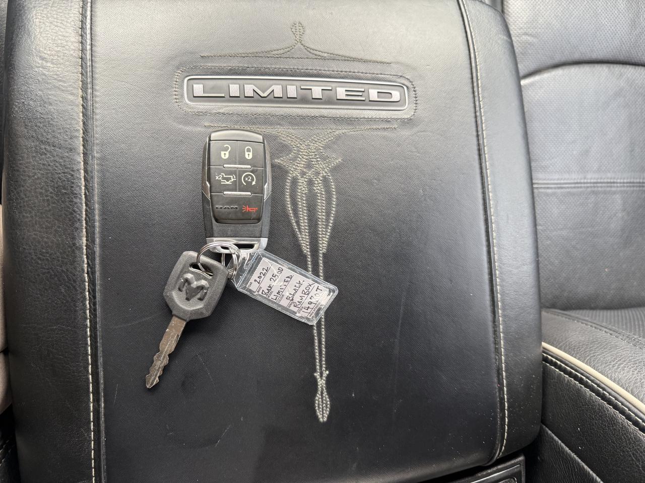 2022 RAM 2500 LIMITED 4x4 Crew- RAMBOX - New Tires - CUMMINS Photo