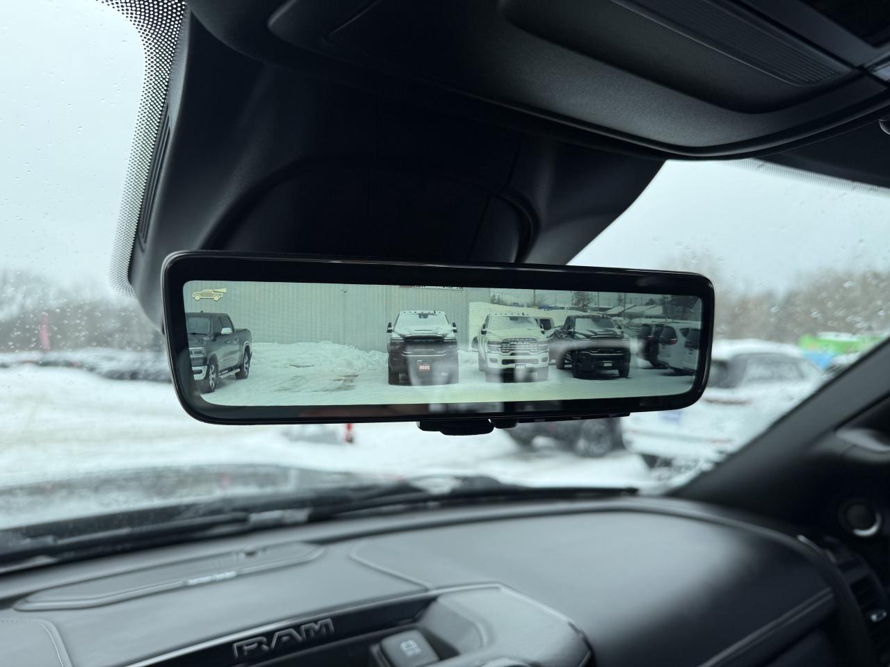 2022 RAM 2500 LIMITED 4x4 Crew- RAMBOX - New Tires - CUMMINS Photo