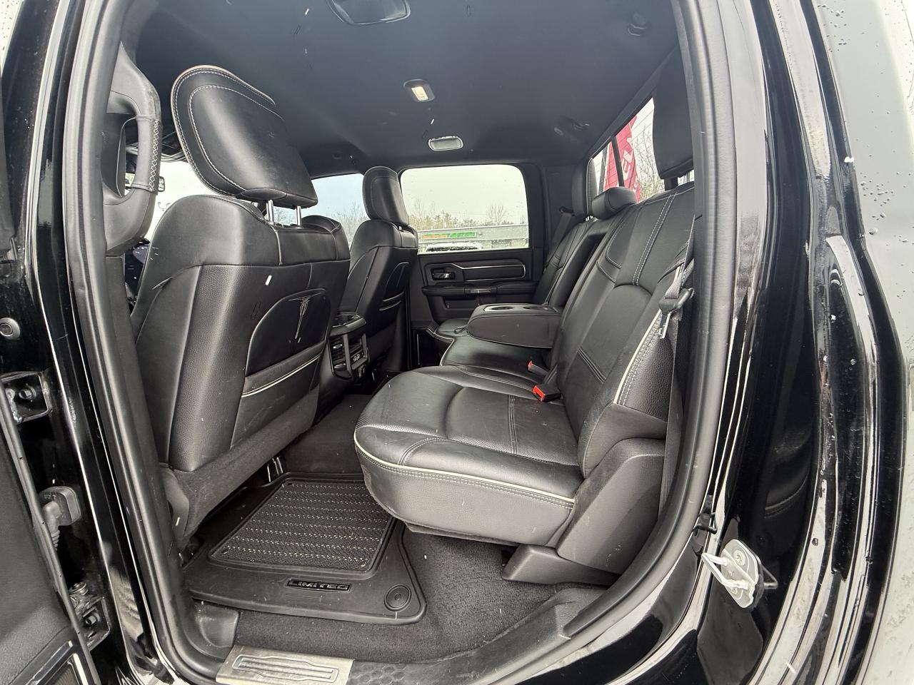 2022 RAM 2500 LIMITED 4x4 Crew- RAMBOX - New Tires - CUMMINS Photo