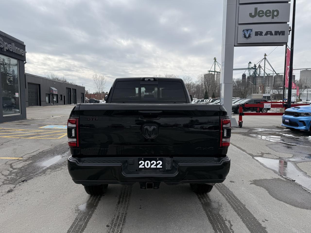 2022 RAM 2500 LIMITED 4x4 Crew- RAMBOX - New Tires - CUMMINS Photo4