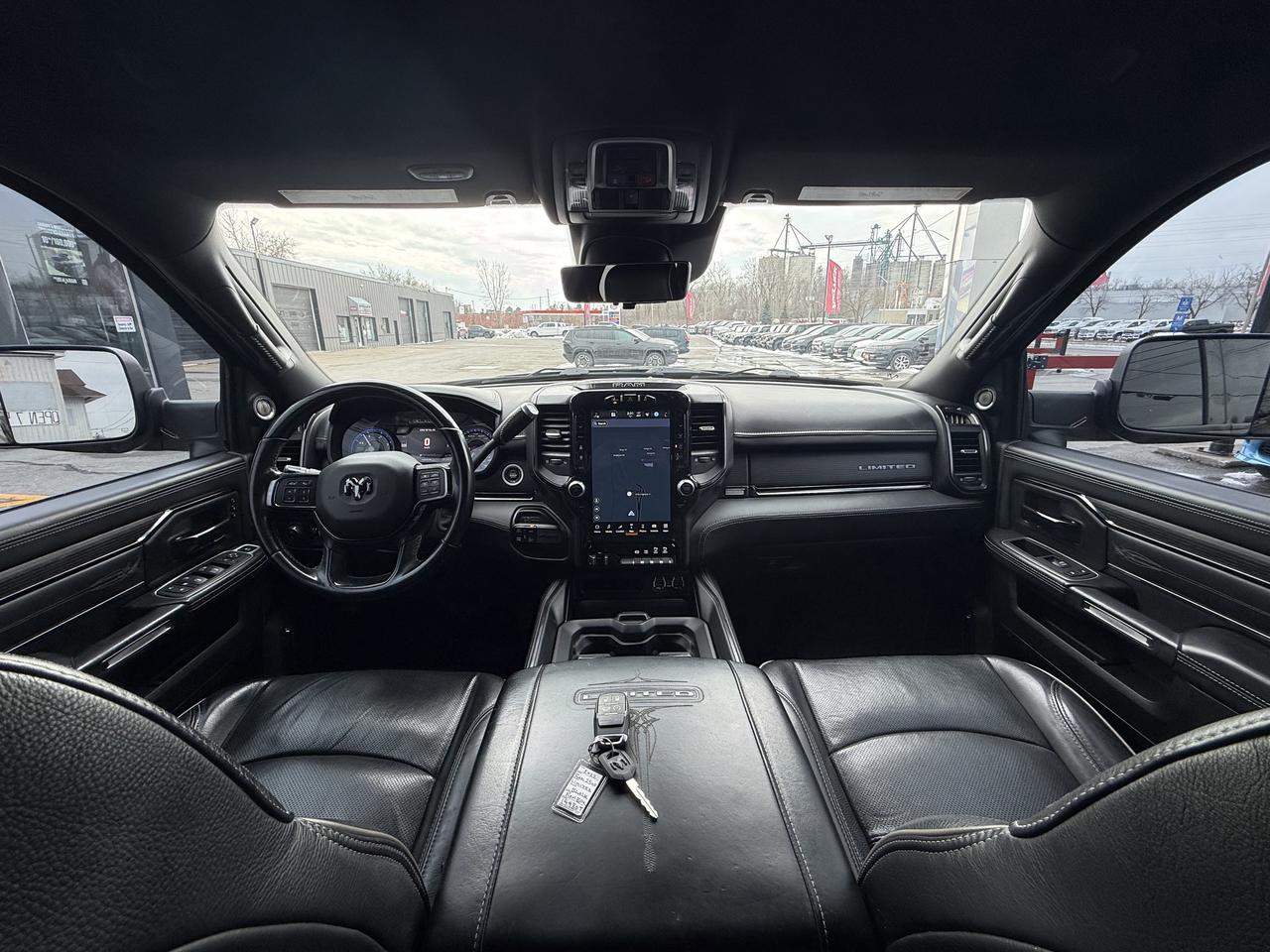 2022 RAM 2500 LIMITED 4x4 Crew- RAMBOX - New Tires - CUMMINS Photo