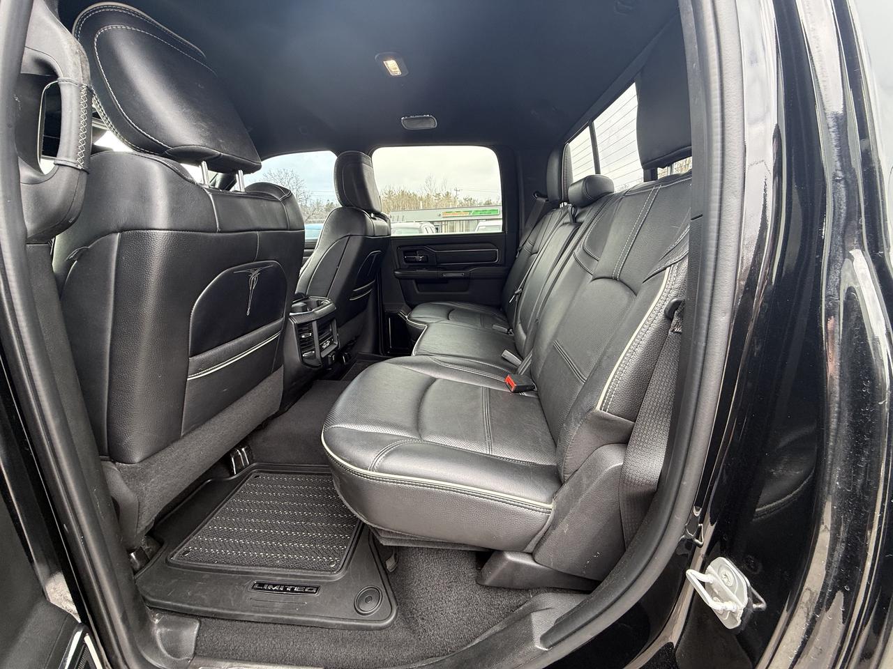 2022 RAM 2500 LIMITED 4x4 Crew- RAMBOX - New Tires - CUMMINS Photo