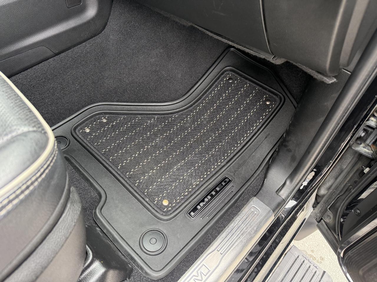 2022 RAM 2500 LIMITED 4x4 Crew- RAMBOX - New Tires - CUMMINS Photo