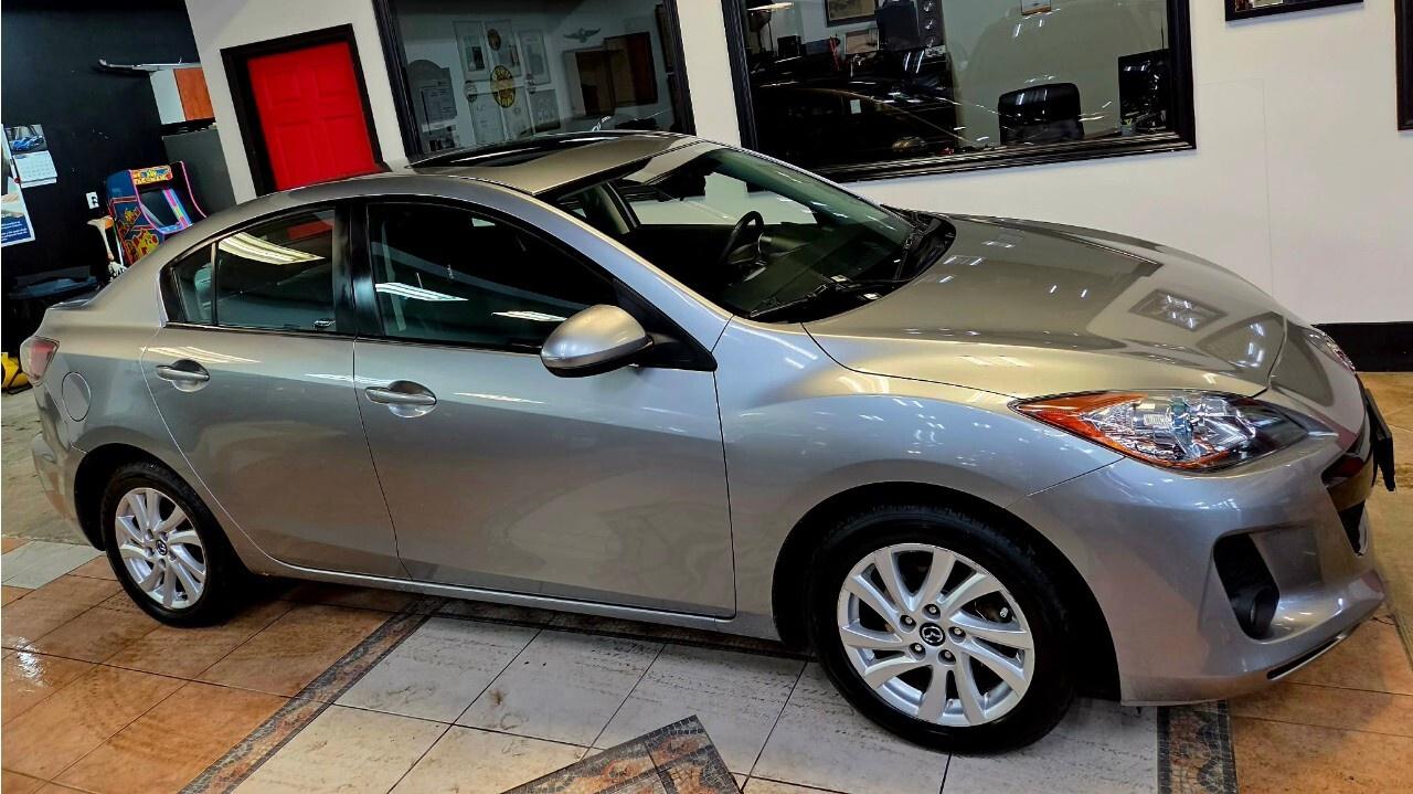 2013 Mazda MAZDA3 4dr Sdn Auto GS-SKY Clean CarFax/Bluetooth/Heated Photo4