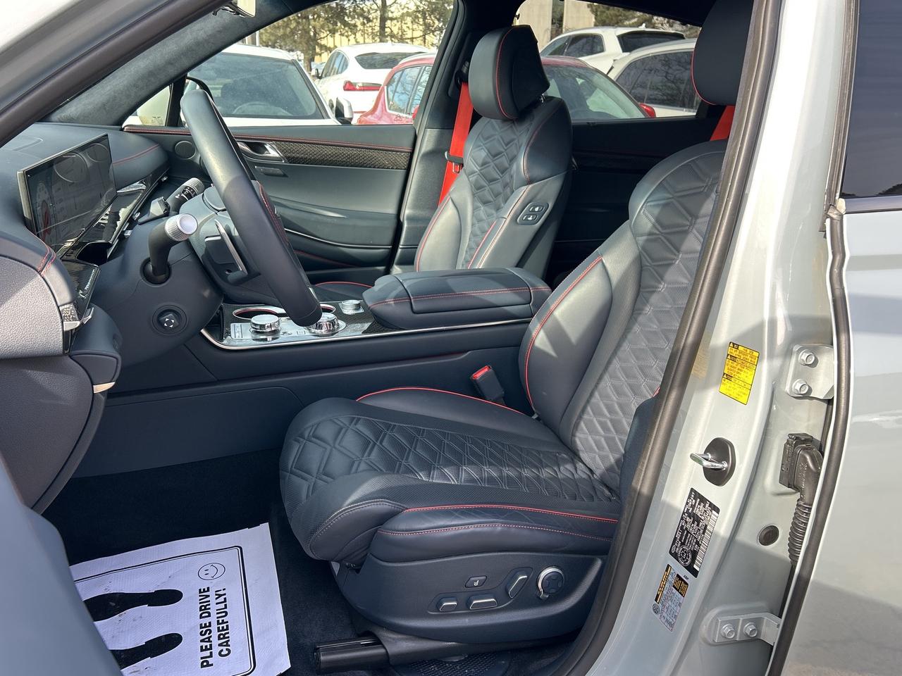 2025 Genesis GV80 Coupe 3.5T E-SUPERCHARGED,TWO SETS OF RIMS & TIRES Photo