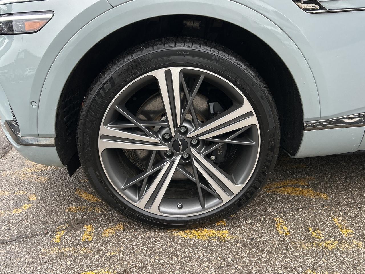 2025 Genesis GV80 Coupe 3.5T E-SUPERCHARGED,TWO SETS OF RIMS & TIRES Photo