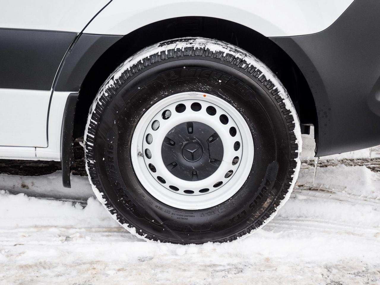 2025 Mercedes-Benz Sprinter 2500  Photo