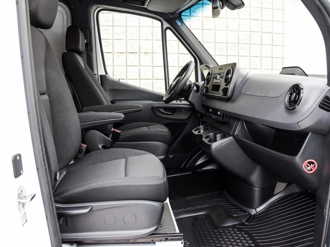 2025 Mercedes-Benz Sprinter 2500  Photo