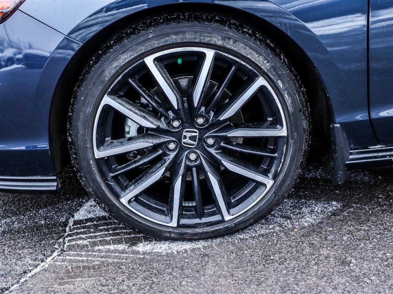 2025 Honda Accord Hybrid Touring HYBRID LEATHER NAVI SUNROOF Photo