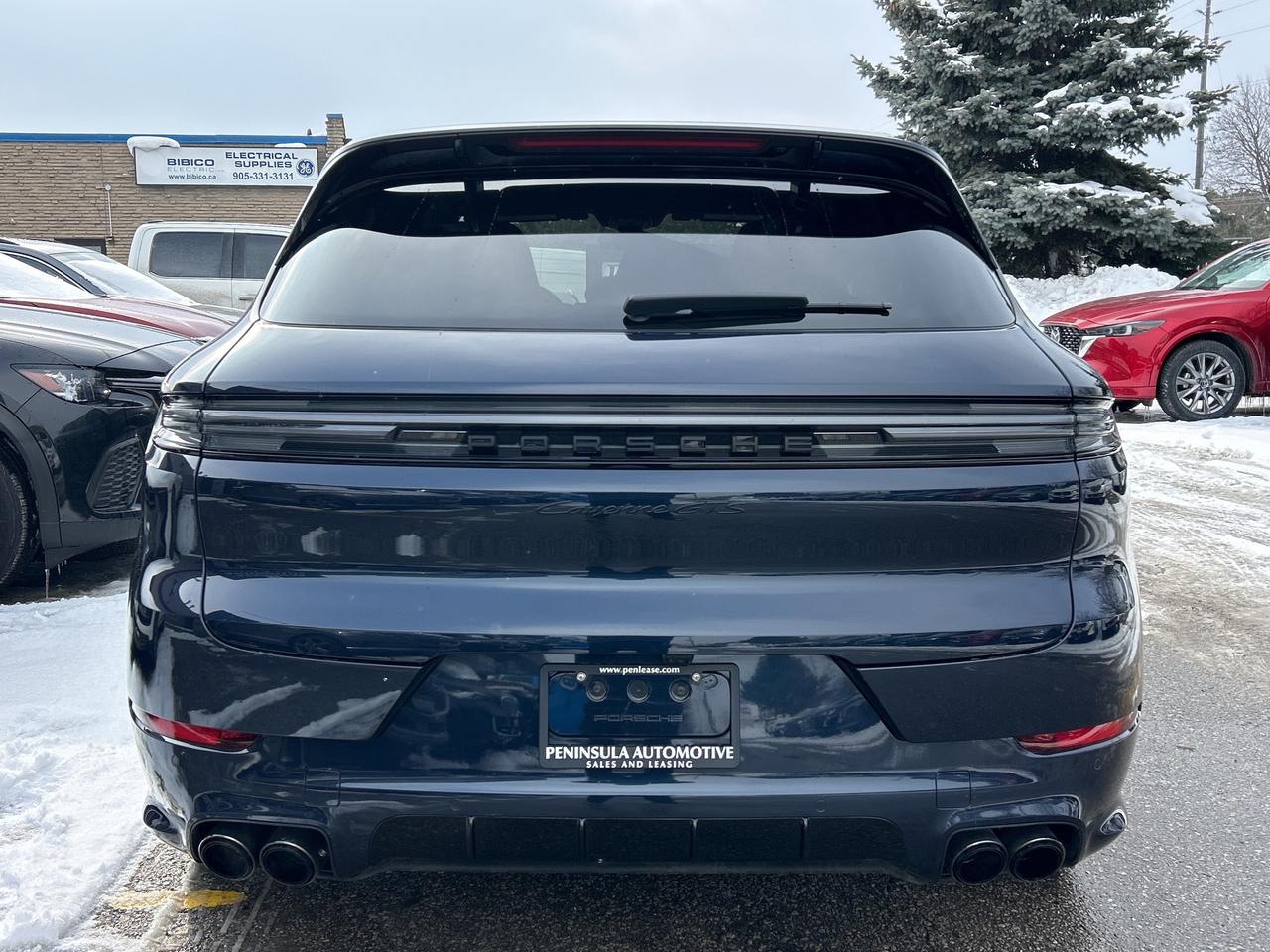 2025 Porsche Cayenne GTS, SPORT CHRONO,PREM PLUS,PASSENGER DISPLAY,HUD Photo