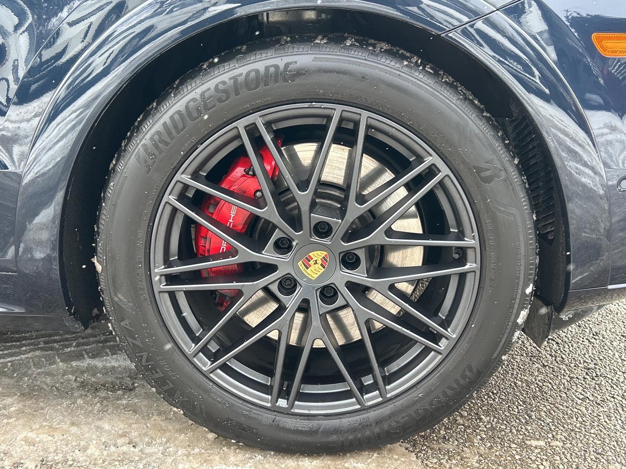 2025 Porsche Cayenne GTS, SPORT CHRONO,PREM PLUS,PASSENGER DISPLAY,HUD Photo