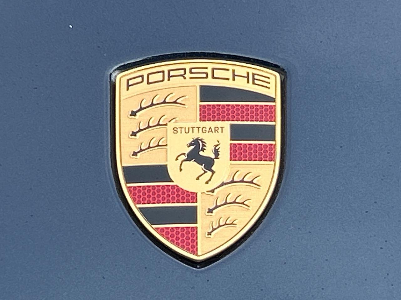 2025 Porsche Cayenne GTS, SPORT CHRONO,PREM PLUS,PASSENGER DISPLAY,HUD Photo