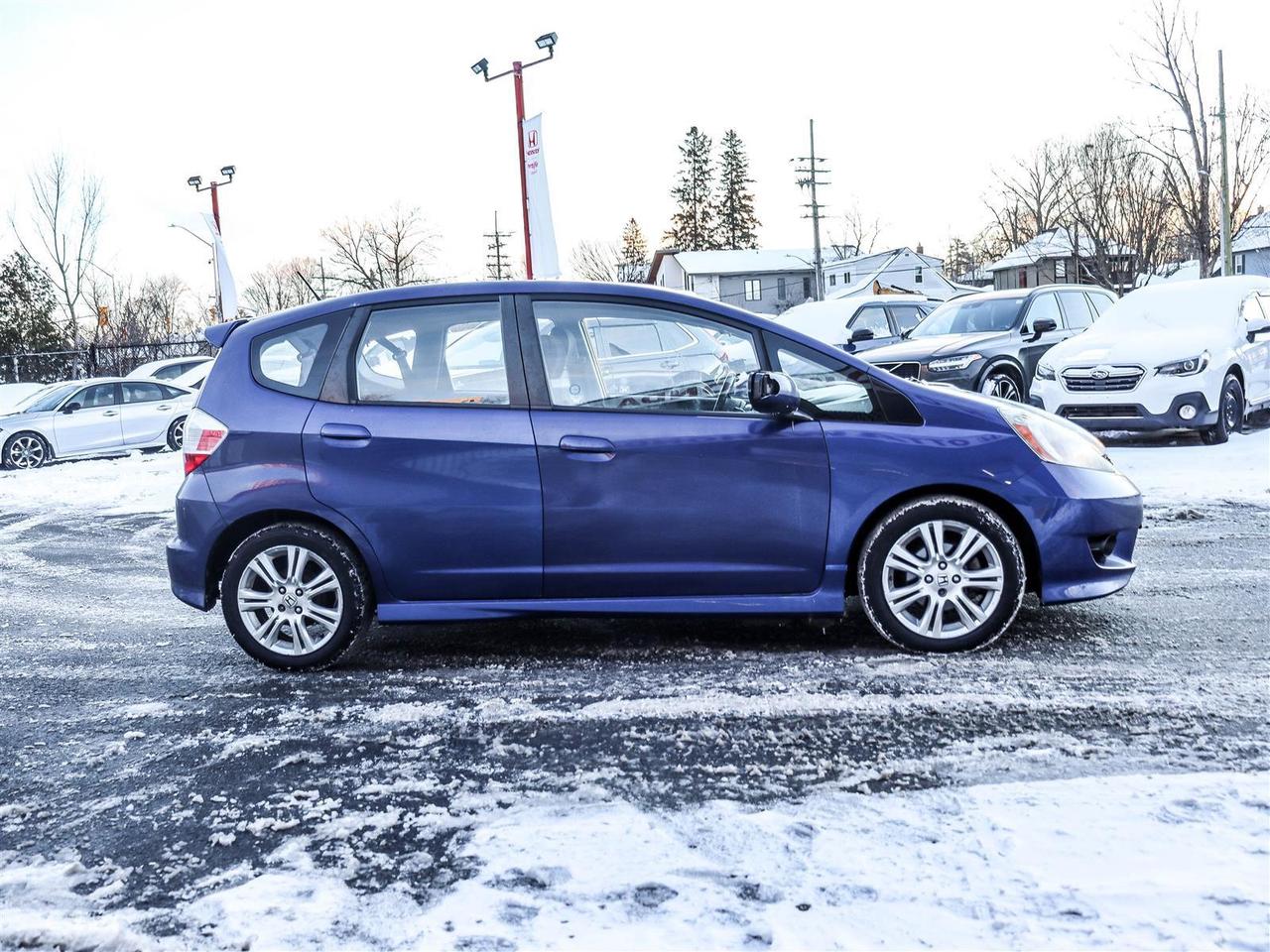 2009 Honda Fit Sport SUNROOF ALLOY WHEELS Photo2