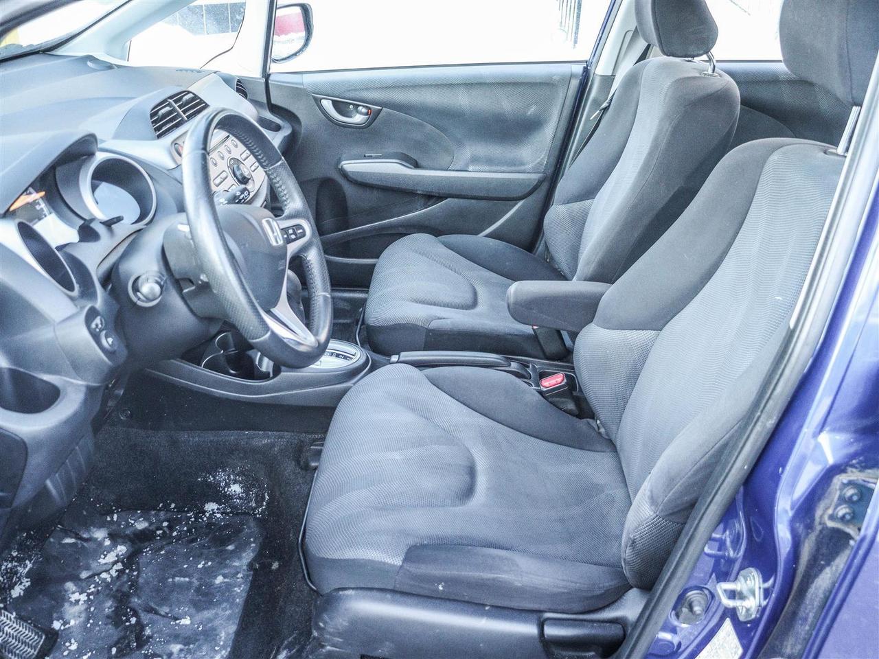 2009 Honda Fit Sport SUNROOF ALLOY WHEELS Photo