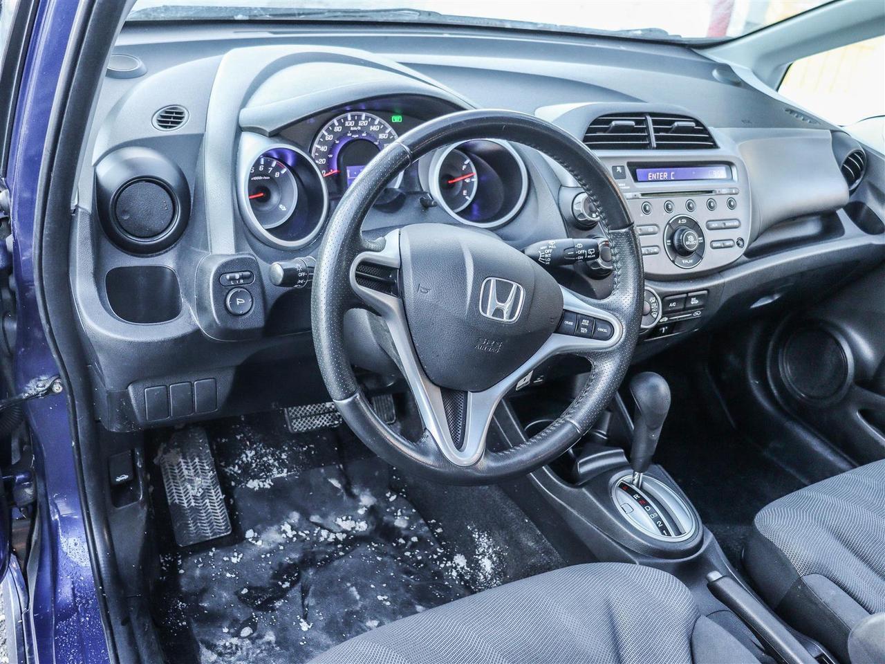 2009 Honda Fit Sport SUNROOF ALLOY WHEELS Photo