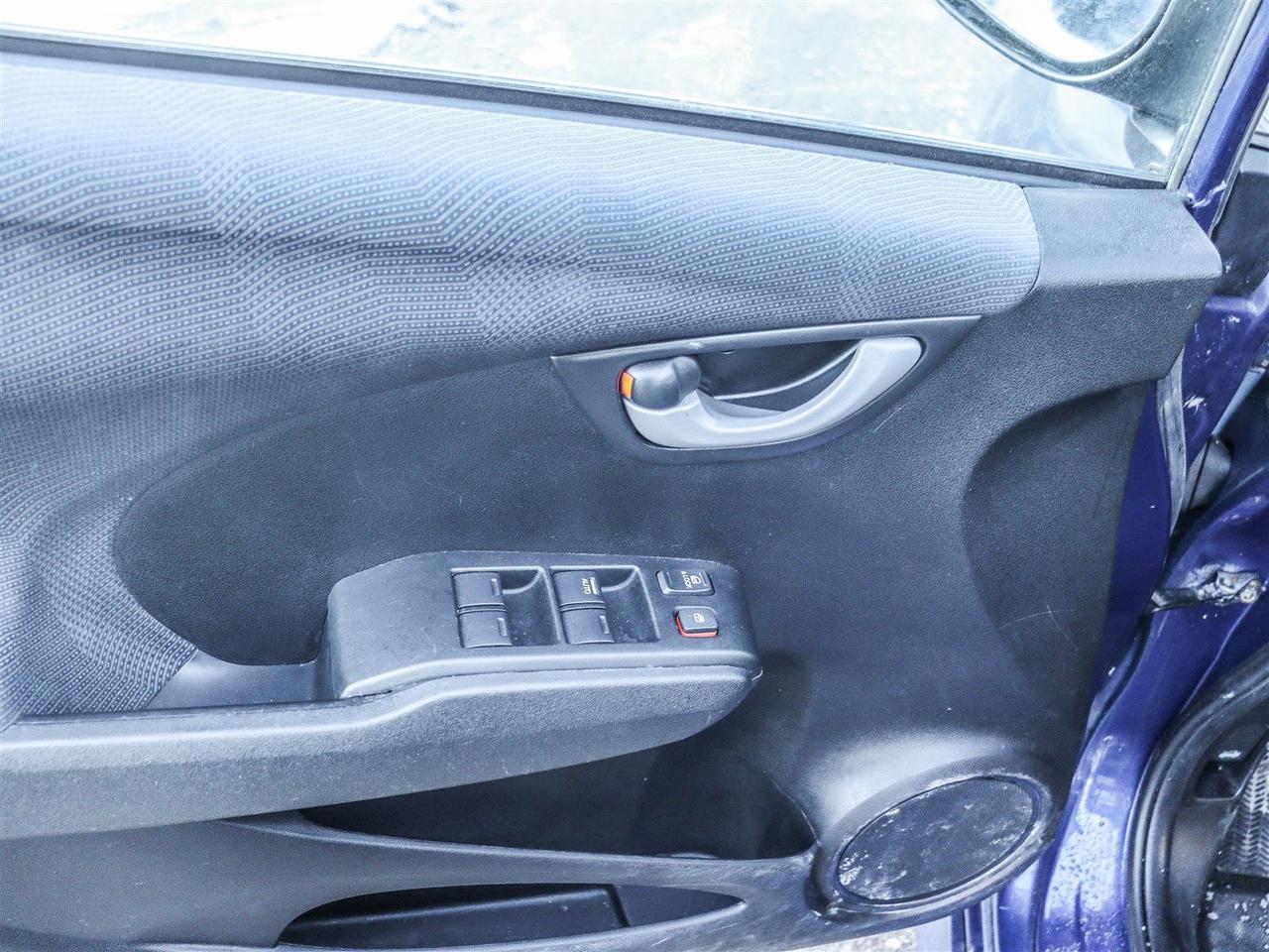 2009 Honda Fit Sport SUNROOF ALLOY WHEELS Photo