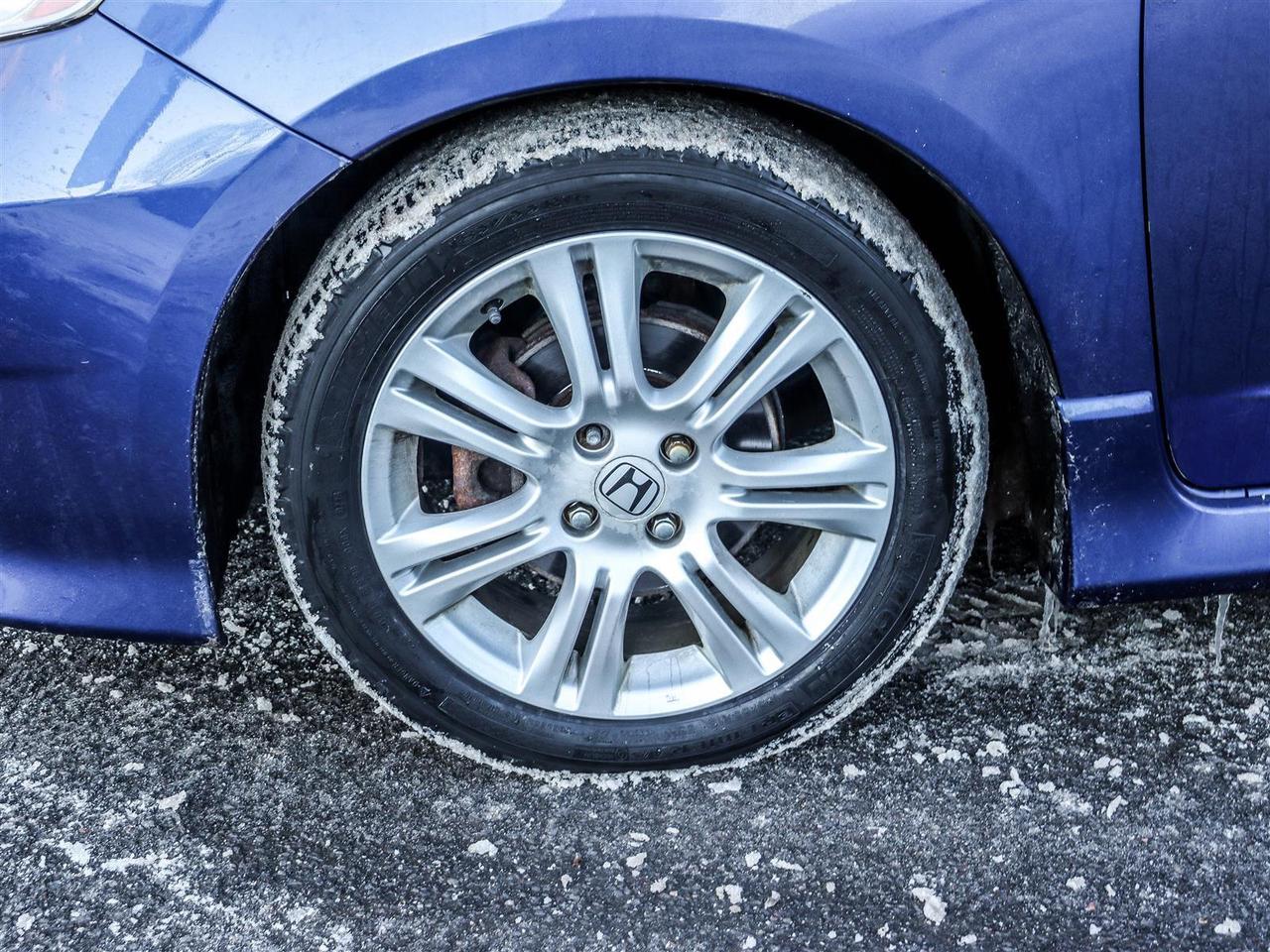 2009 Honda Fit Sport SUNROOF ALLOY WHEELS Photo