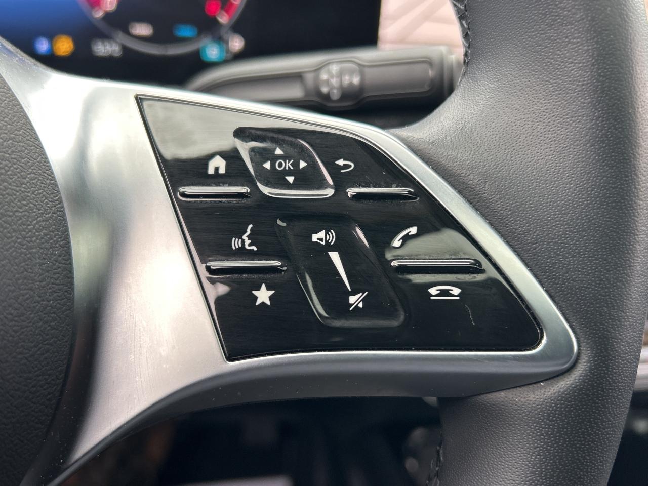 2026 Mercedes-Benz GLA GLA 250, APPLE CARPLAY/ANDROID AUTO, PANOROOF Photo