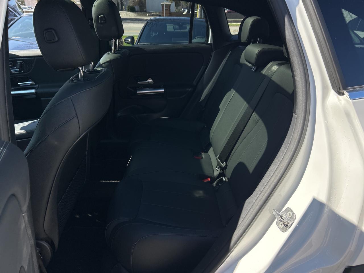 2026 Mercedes-Benz GLA 4MATIC, PANOROOF,NAVI,APPLE CARPLAY, ANDROID AUTO Photo