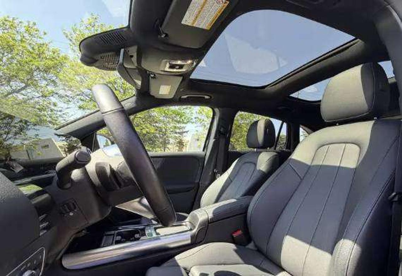 2026 Mercedes-Benz GLA 4MATIC, PANOROOF,NAVI,APPLE CARPLAY, ANDROID AUTO Photo