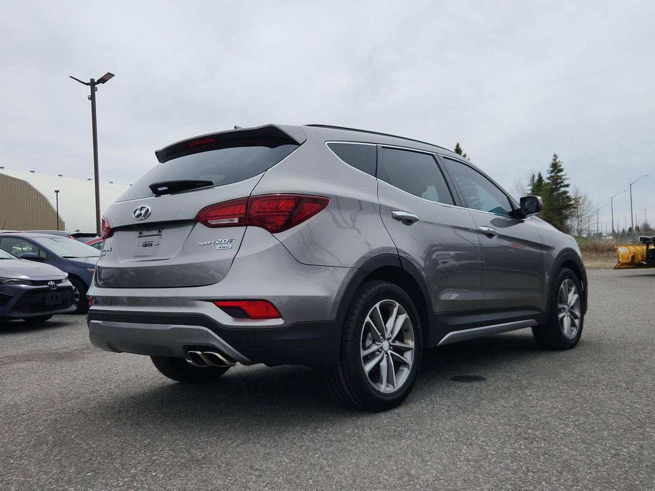 2017 Hyundai Santa Fe Sport 2.0T Limited (A6) 4dr All-Wheel Drive Photo