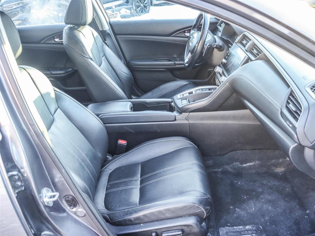 2021 Honda Insight Touring LEATHER NAVI SUNROOF Photo