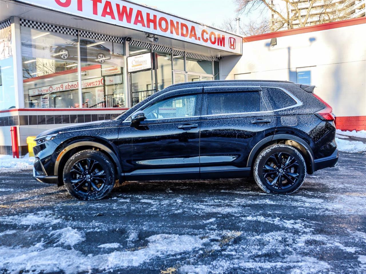 2024 Honda CR-V Hybrid Touring LEATHER NAVI SUNROOF Photo4