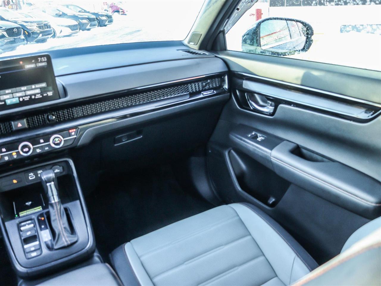 2024 Honda CR-V Hybrid Touring LEATHER NAVI SUNROOF Photo