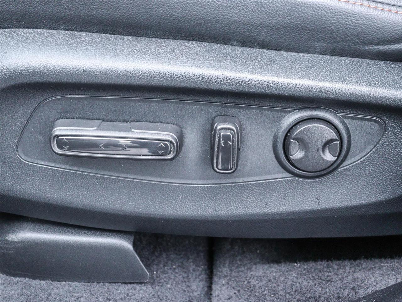 2024 Honda CR-V Hybrid Touring LEATHER NAVI SUNROOF Photo