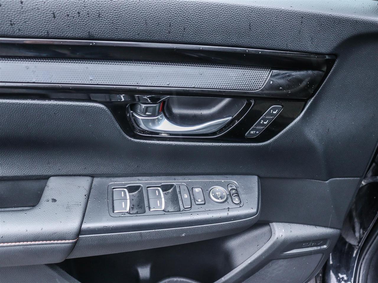 2024 Honda CR-V Hybrid Touring LEATHER NAVI SUNROOF Photo