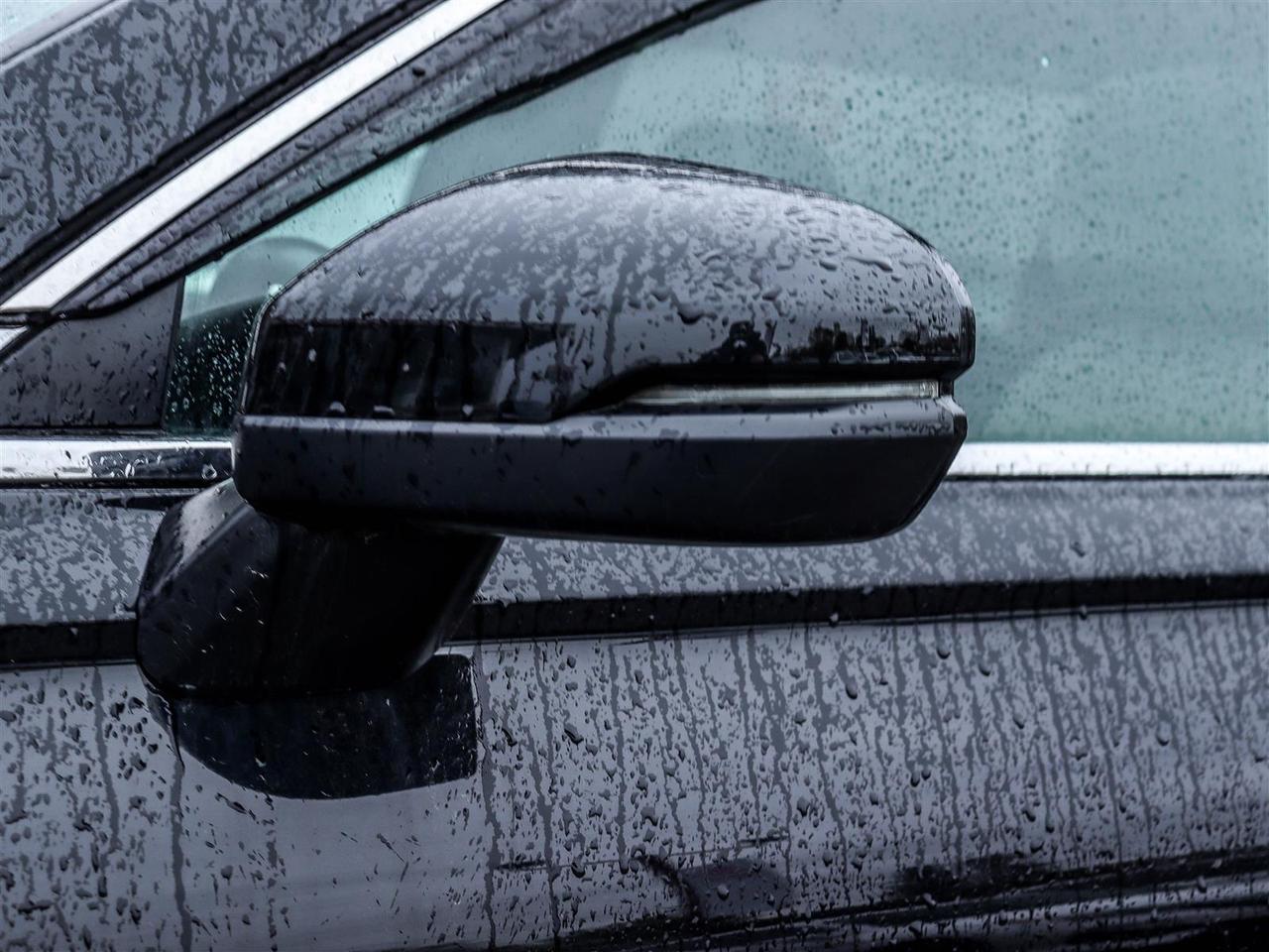 2024 Honda CR-V Hybrid Touring LEATHER NAVI SUNROOF Photo