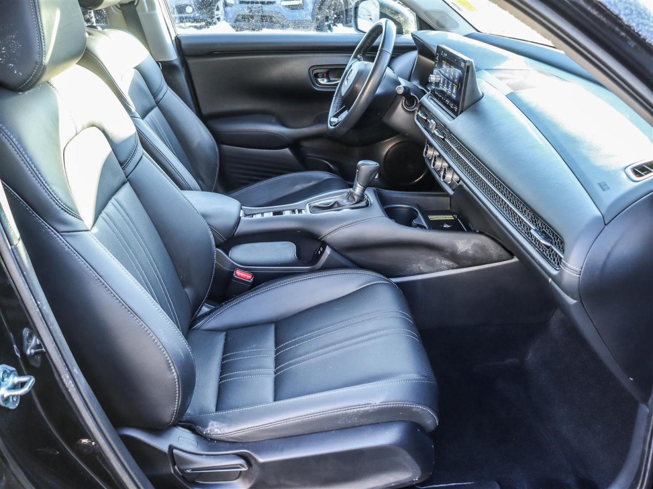 2024 Honda HR-V EX-L AWD SUNROOF LEATHER Photo